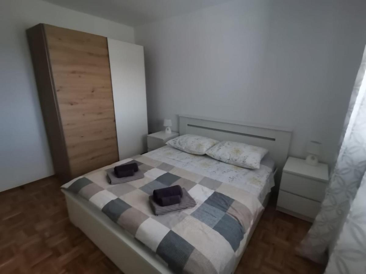 Apartmani Kozul Ražanac Exterior foto